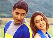 Abhishek Bachchan, Hrishita Bhatt in Sharaarat