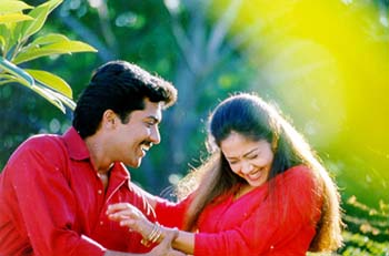 Poovellam Kettupaar