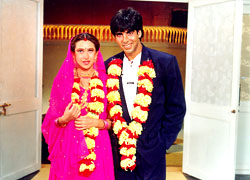 Akshay Kumar and Karishma Kapoor